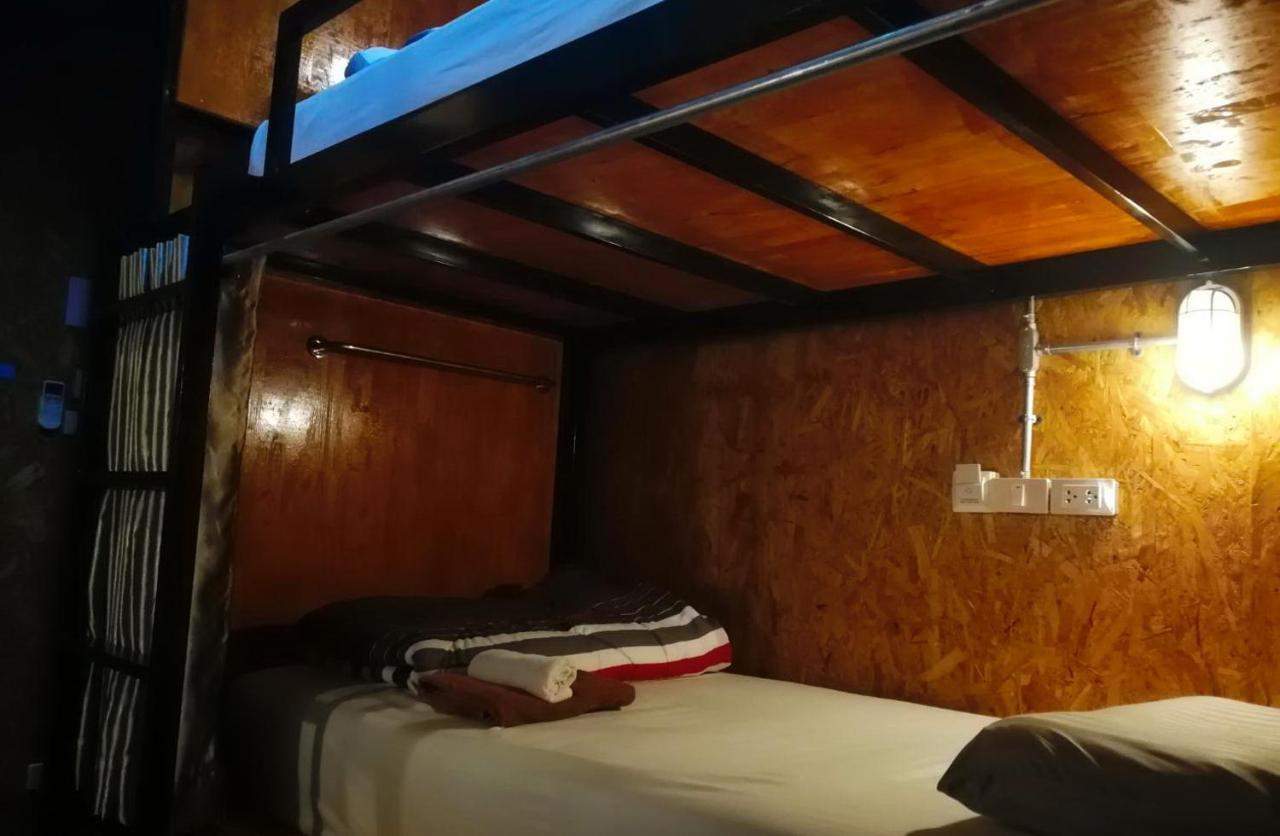 Aenguy Hostel Сукотай Екстериор снимка